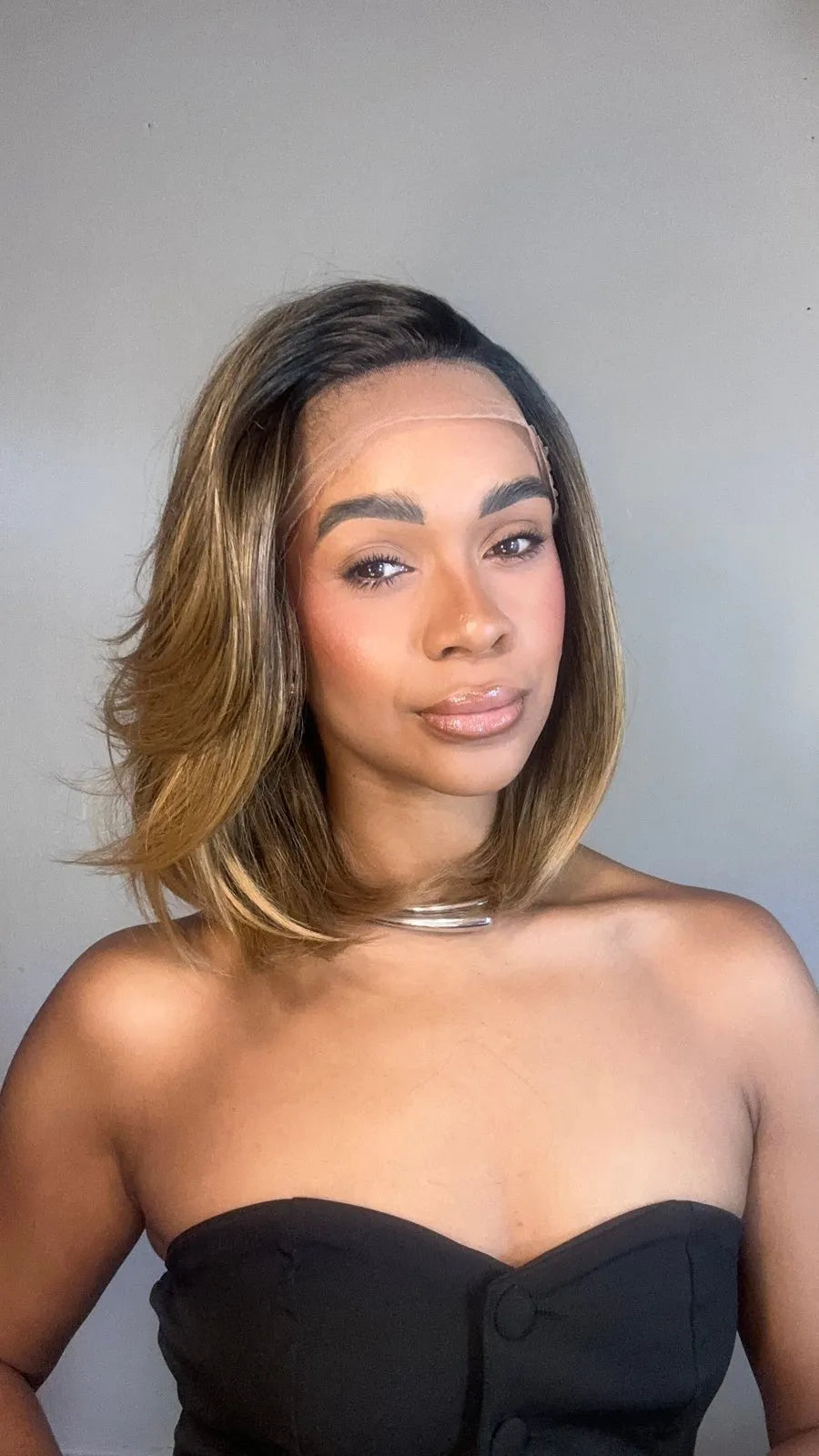 Lace Front Olivia color RT/4A/22