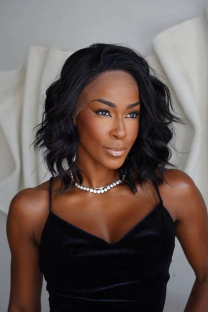 Lace front Paula color 1b